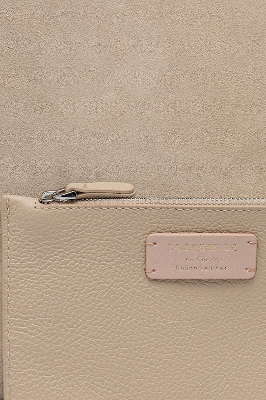 Coccinelle torebka zamszowa E1.THE.11.01.01 beżowy