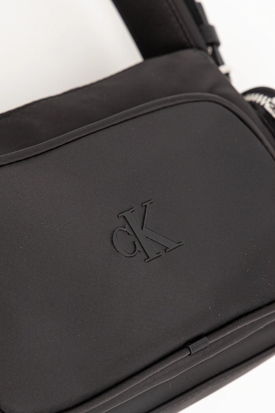 Τσάντα Calvin Klein μαύρο LV04F3132G