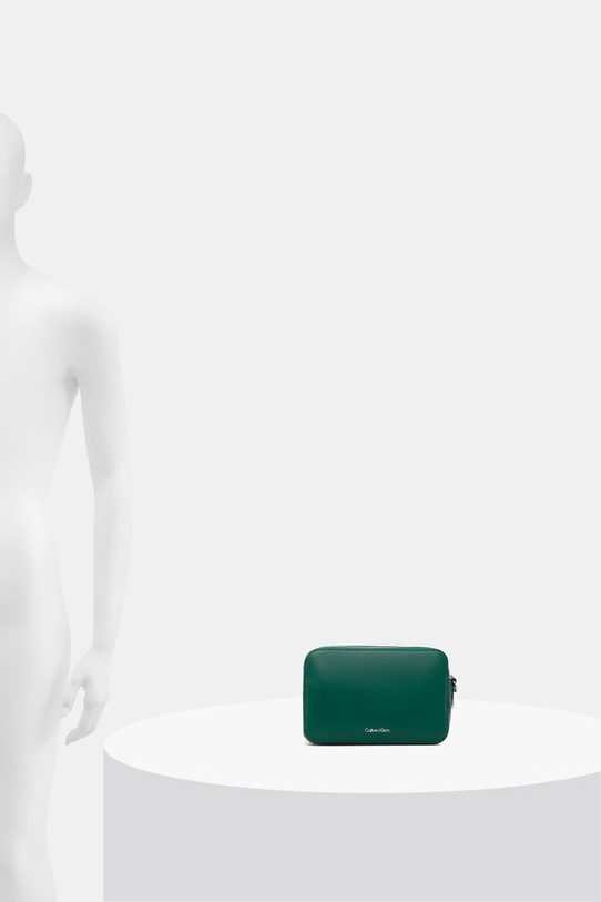 Calvin Klein crossbody kabelka dámska z imitácie kože LV04F3165G