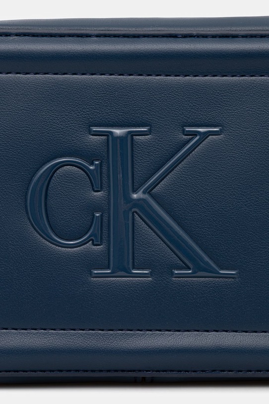 Τσάντα Calvin Klein σκούρο μπλε LV04F3220G