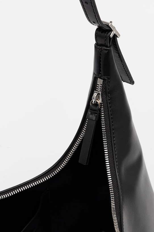 Шкіряна сумочка Calvin Klein LV04F3262G чорний