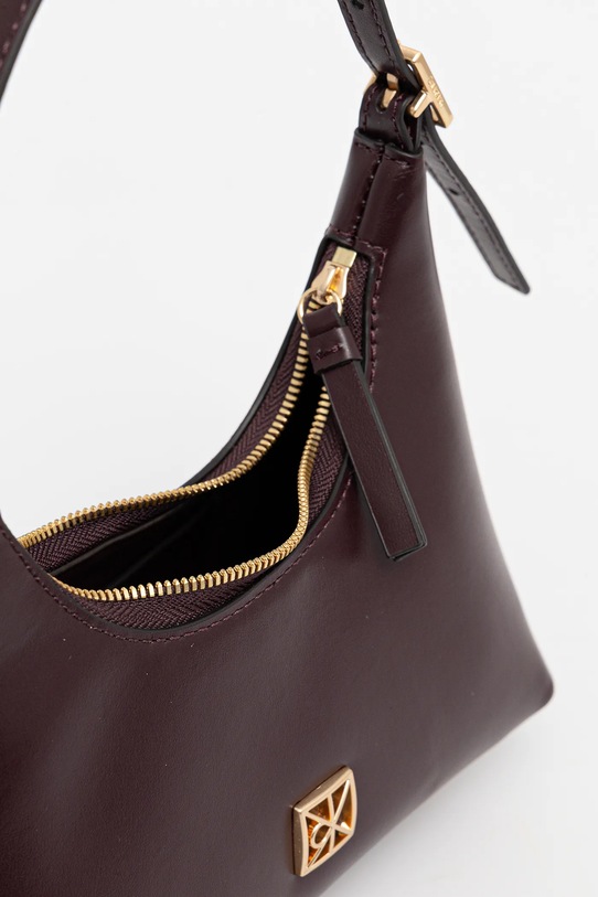 Calvin Klein torebka skórzana LV04F3263G fioletowy