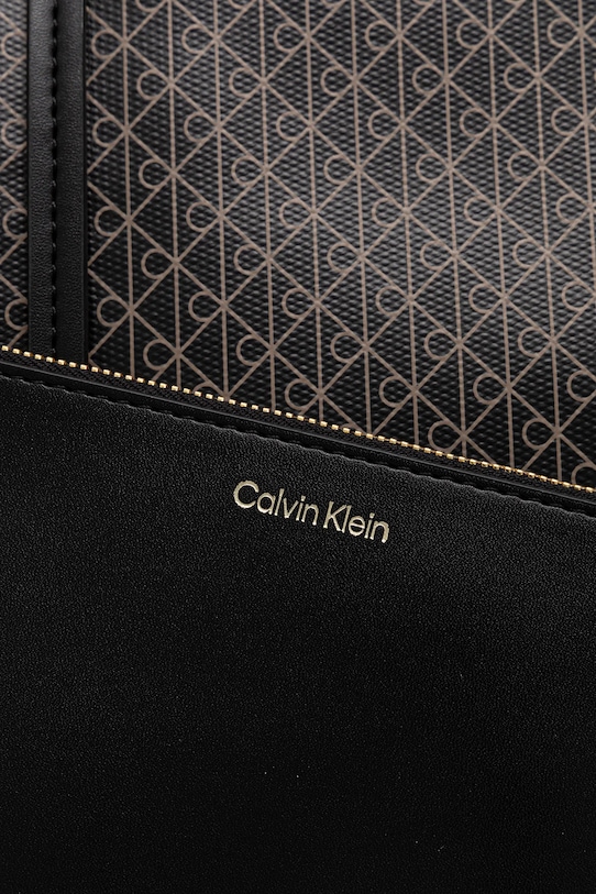 Сумочка Calvin Klein коричневий LV04F3267G