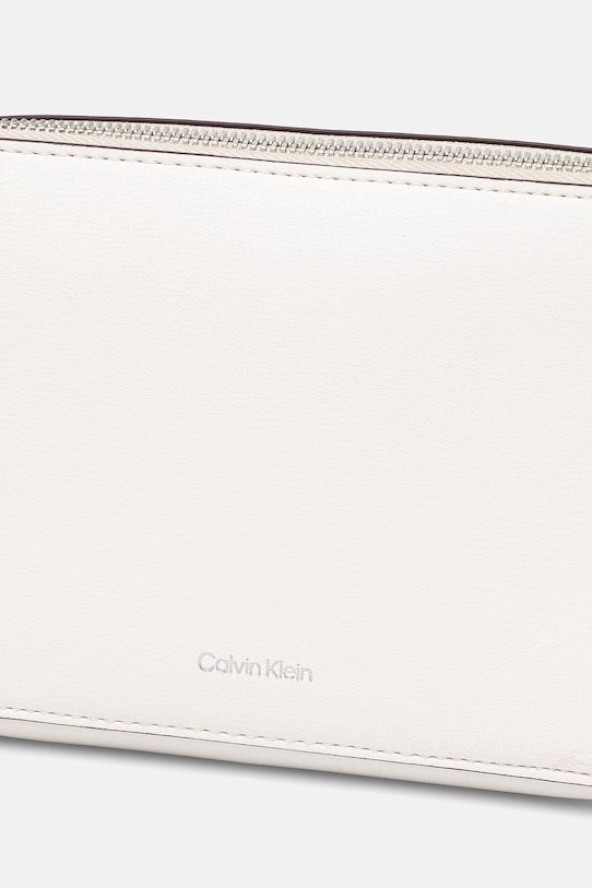 Чанта Calvin Klein бял LV04F3276G