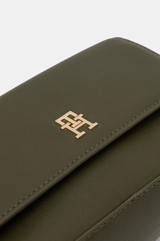 Сумочка Tommy Hilfiger зелений AW0AW17680