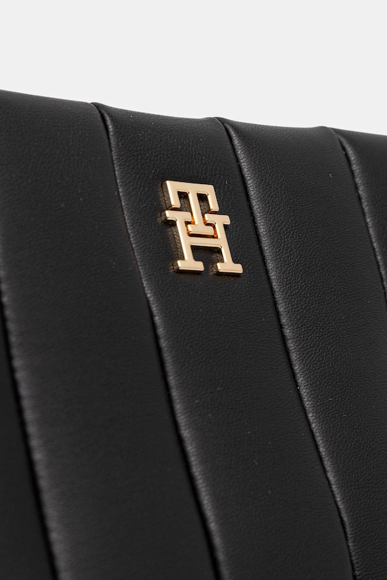 Τσάντα Tommy Hilfiger μαύρο AW0AW17690