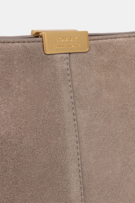 Tommy Hilfiger borsa in pelle scamosciata marrone AW0AW18201