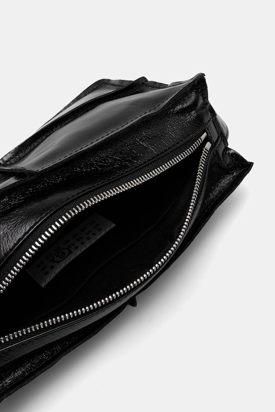 Δερμάτινη τσάντα MM6 Maison Margiela μαύρο SB5WD0031.P8490.T8013