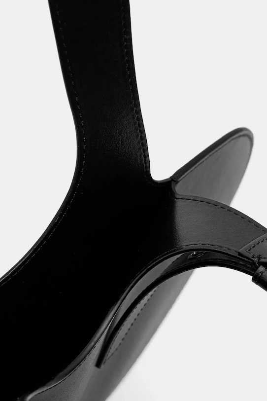 Кожаная сумочка Coperni Belt Heart Tote COPBA112F6062 чёрный