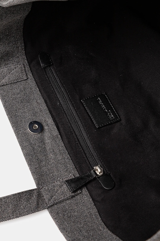 Джинсова сумка Karl Lagerfeld Jeans A4W50040 сірий