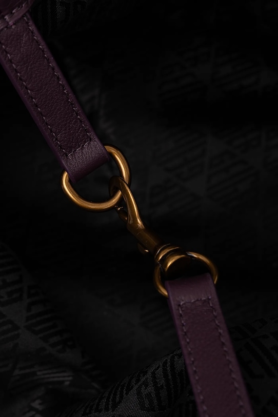 Kurt Geiger London torebka skórzana CHELSEA 4978890109 fioletowy