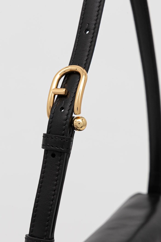 Шкіряна сумочка Furla чорний WB01862.BX4185.O6000