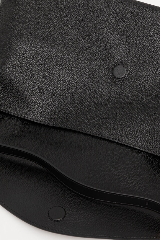 Кожаная сумочка Pollini PC4402PP0NQA1 чёрный