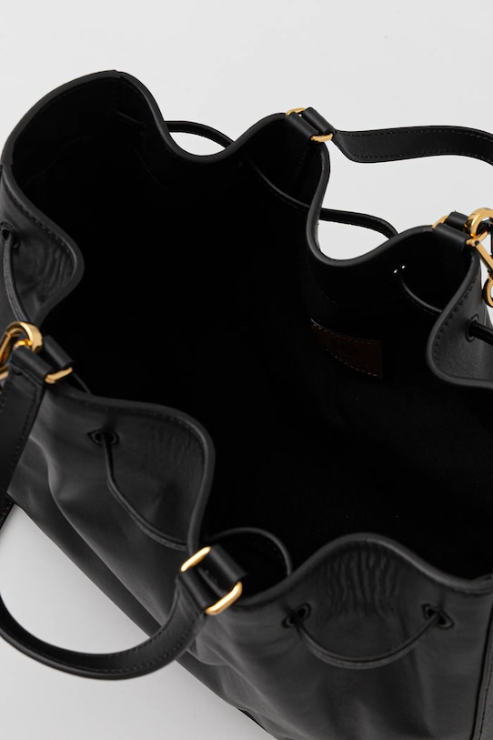 Кожаная сумочка Pollini PC4428PP0NQG1 чёрный