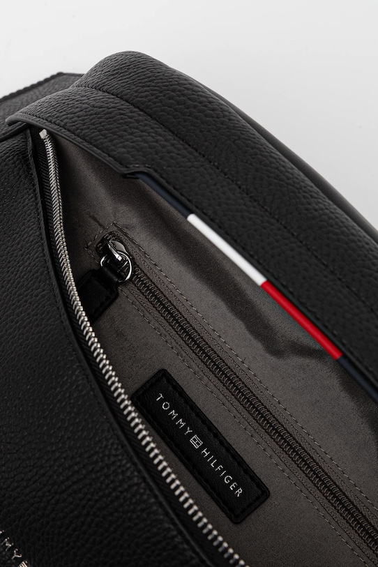 Tommy Hilfiger nerka czarny AM0AM13488