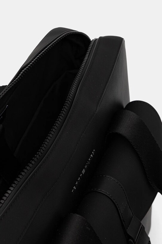 Taška Tommy Hilfiger AM0AM13478 černá