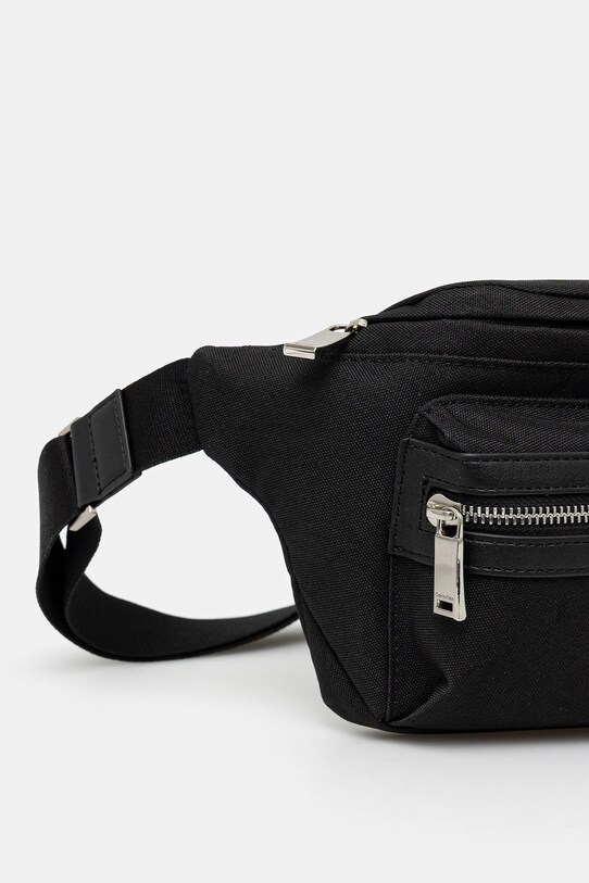 Calvin Klein övtáska LV04D3073G fekete AW25