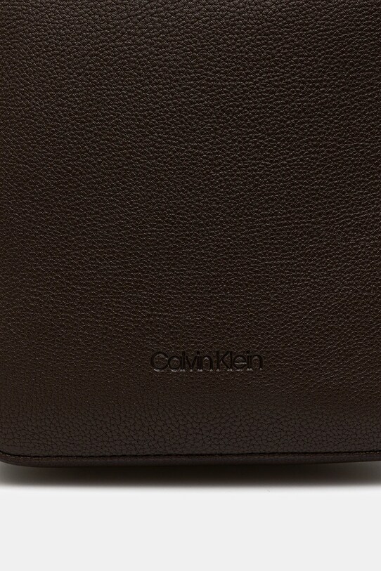 Calvin Klein táska barna LV04D3076G