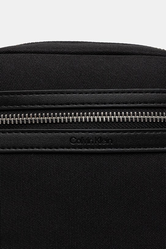 Calvin Klein táska fekete LV04D3175G