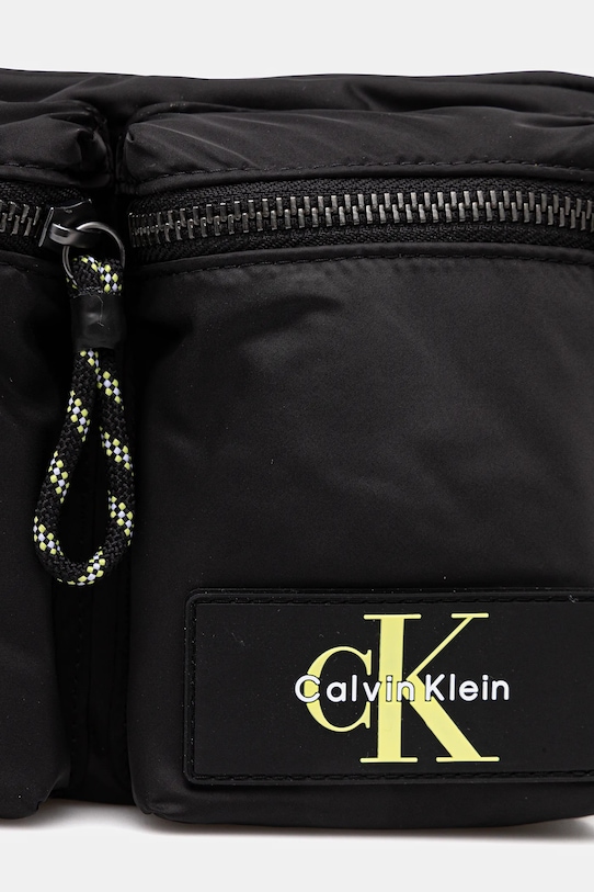 Аксесоари Чанта през рамо Calvin Klein LV04G3178G черен