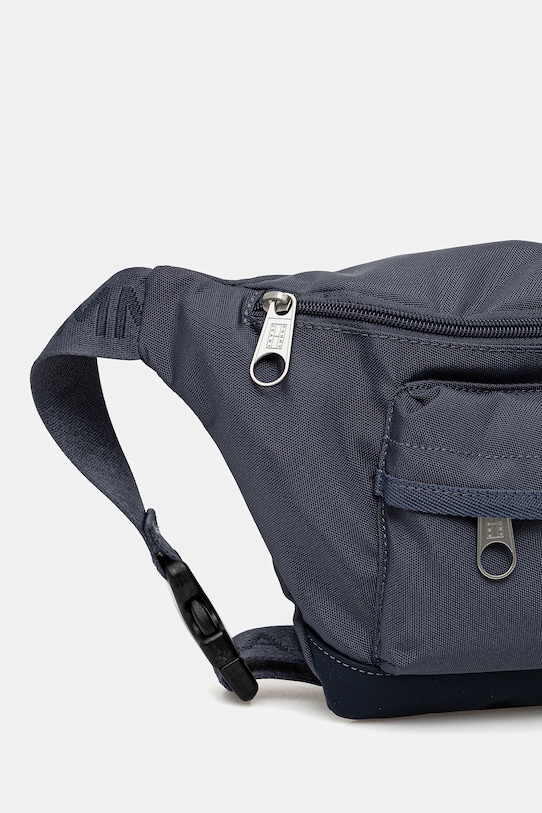 Tommy Jeans nerka AM0AM13390 granatowy AW25