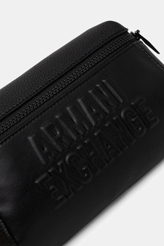Ľadvinka Armani Exchange čierna XM001624.AF17211