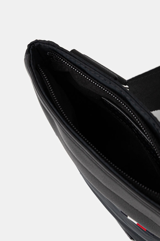 Σακίδιο Tommy Hilfiger AM0AM13620 μαύρο