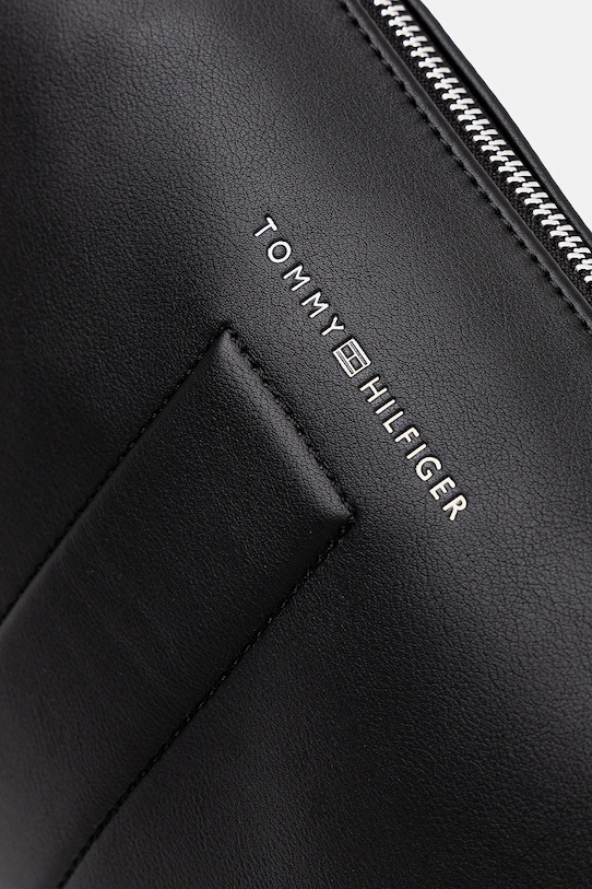 Taštička Tommy Hilfiger černá AM0AM13656