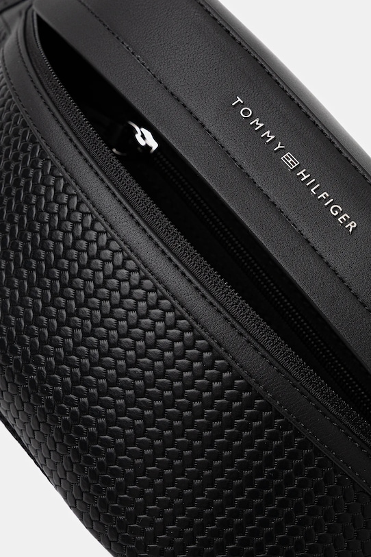 Ledvinka Tommy Hilfiger AM0AM13634 černá