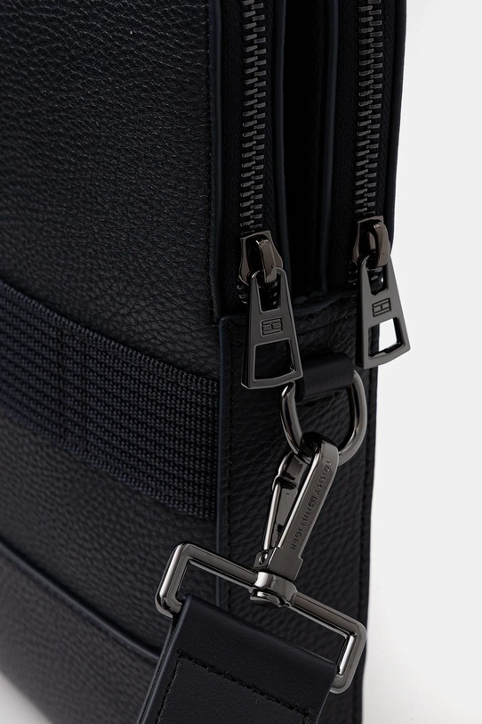 Tommy Hilfiger torba na laptopa granatowy AM0AM13631