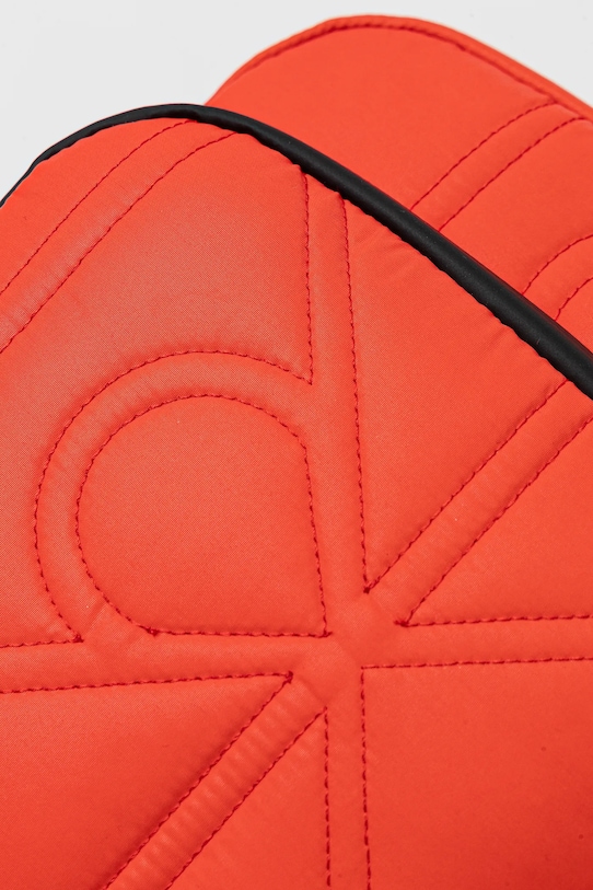 Calvin Klein borsetă rosu LV04D3164G