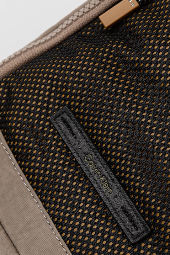 Calvin Klein saszetka beżowy LV04D3170G