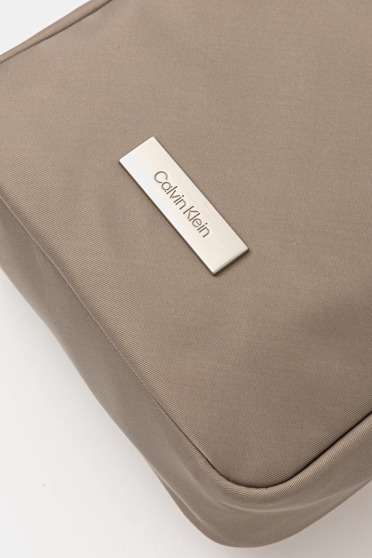 Torbica za okoli pasu Calvin Klein bež LV04D3180G