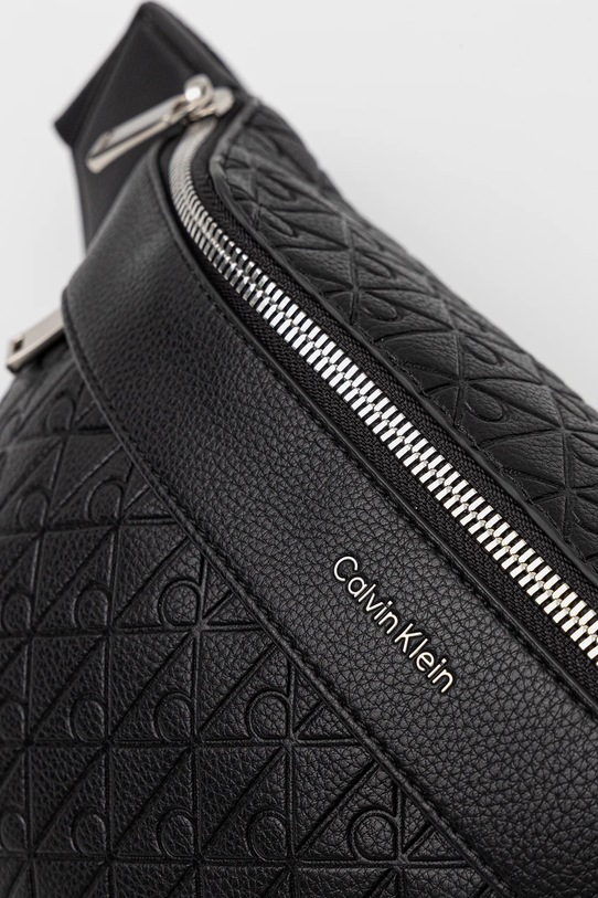 Сумка на пояс Calvin Klein чорний LV04D3205G