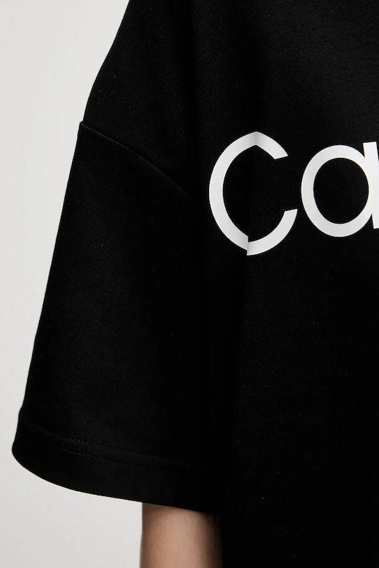 Βαμβακερό μπλουζάκι Calvin Klein μαύρο LV044C903G