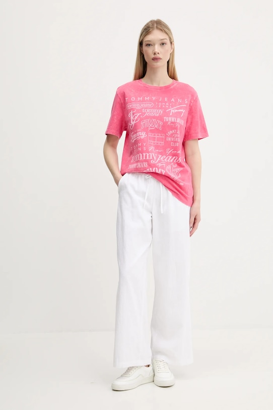 Tommy Jeans t-shirt bawełniany DW0DW20923 różowy AW25