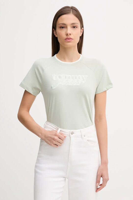 Bavlnené tričko Tommy Jeans nášivka zelená DW0DW21388