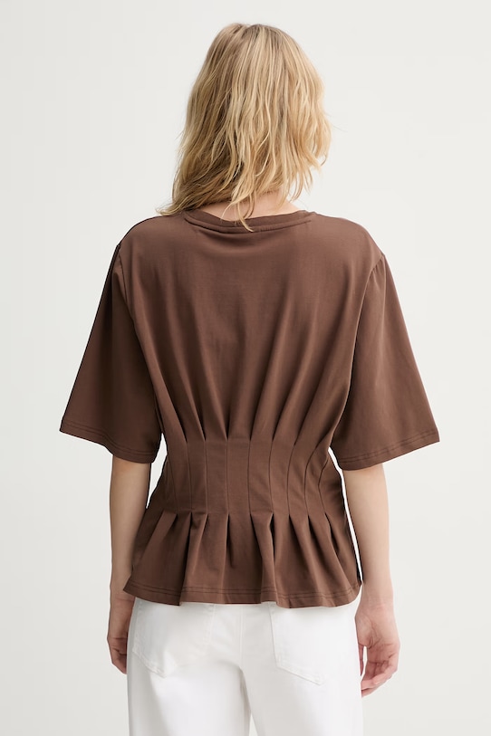 Odzież Gestuz T-shirt damski bawełniany z elastanem 10910147 brązowy
