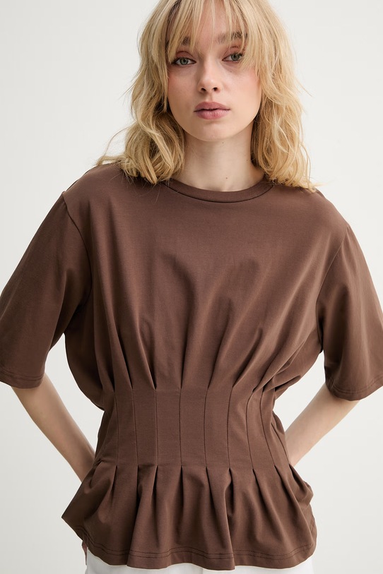 Gestuz T-shirt damski bawełniany z elastanem brązowy 10910147