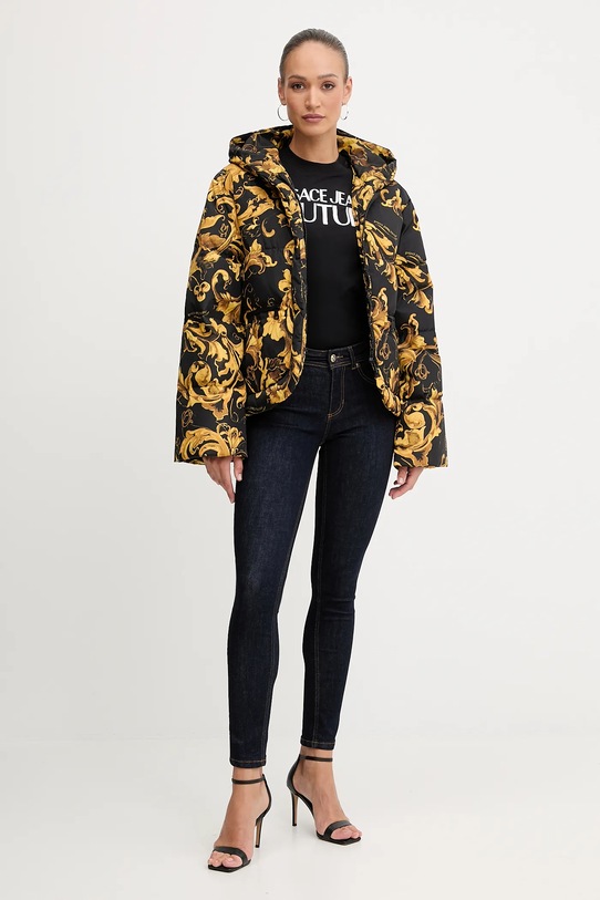 Bavlněné tričko Versace Jeans Couture 79HAHE05.CJ00E černá AW25