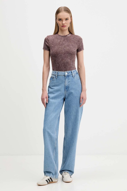 Tričko Tommy Jeans DW0DW21531 hnedá AW25