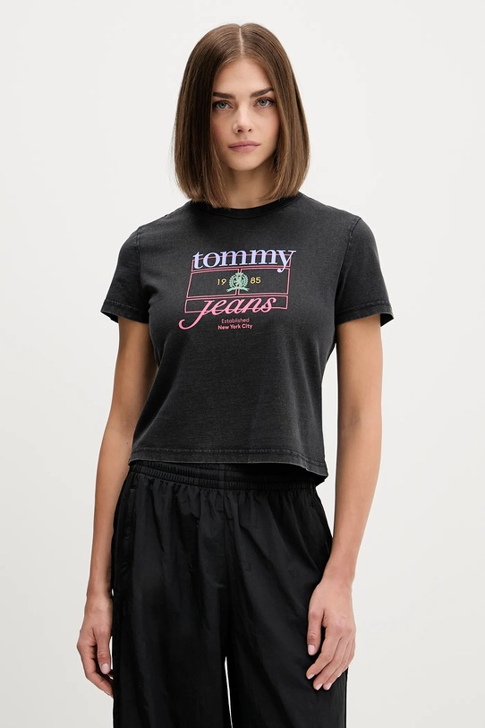 Βαμβακερό μπλουζάκι Tommy Jeans με μοτίβο μαύρο DW0DW21533