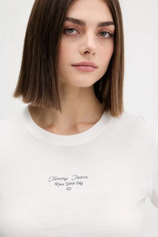Μπλουζάκι Tommy Jeans λευκό DW0DW21542