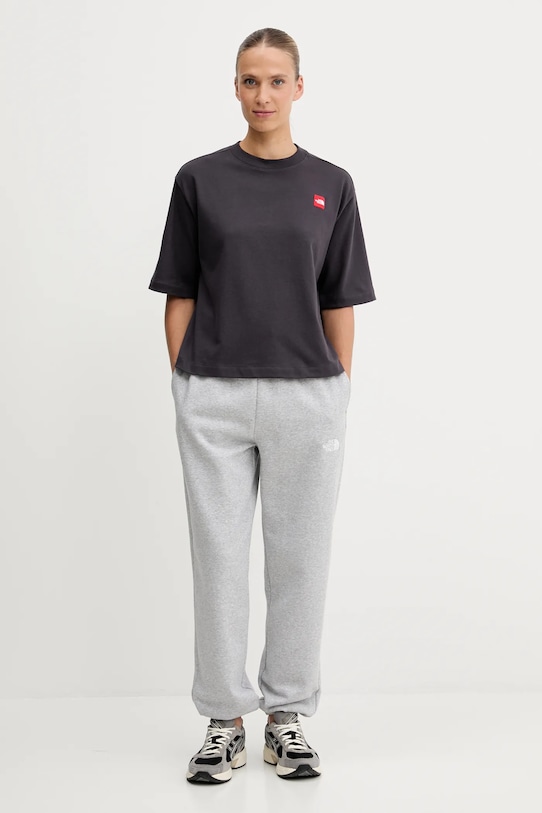 The North Face tricou din bumbac Redbox NF0A8EG60SA1 gri AW25