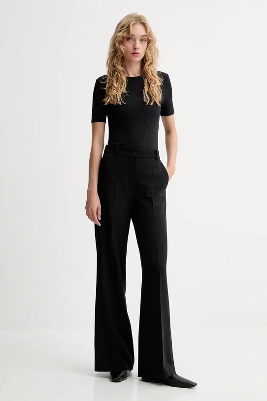 Tričko Calvin Klein LV044D246G černá AW25