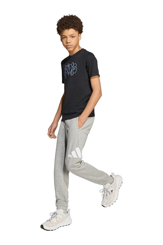 Bavlněné tričko adidas JV5246