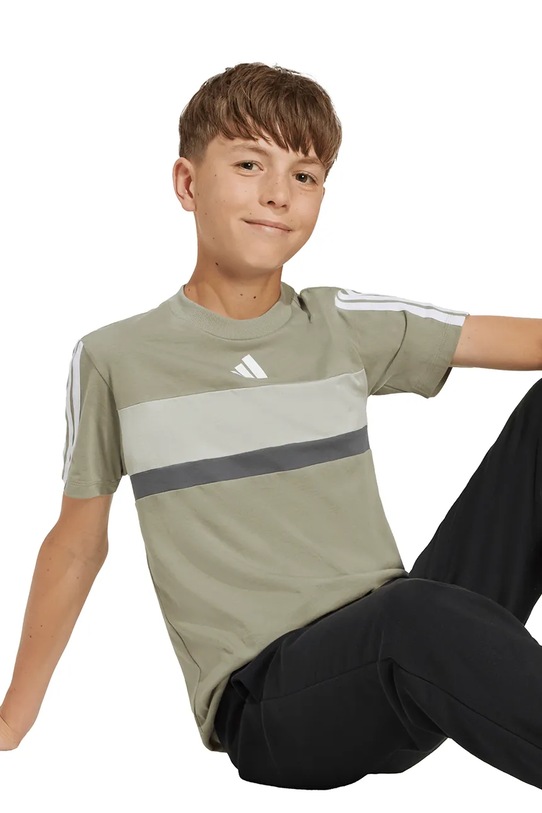 Детска памучна тениска adidas JN2246