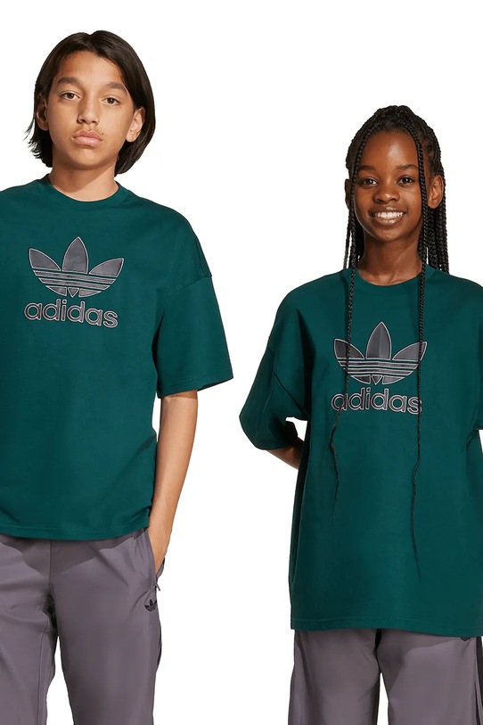 Dětské bavlněné tričko adidas Originals nášivka zelená JV8561