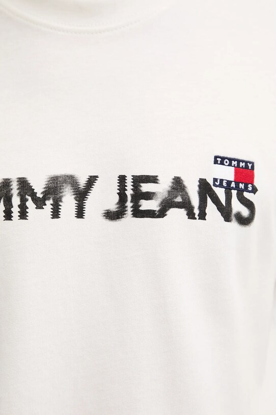 Βαμβακερό μπλουζάκι Tommy Jeans DM0DM21585 λευκό