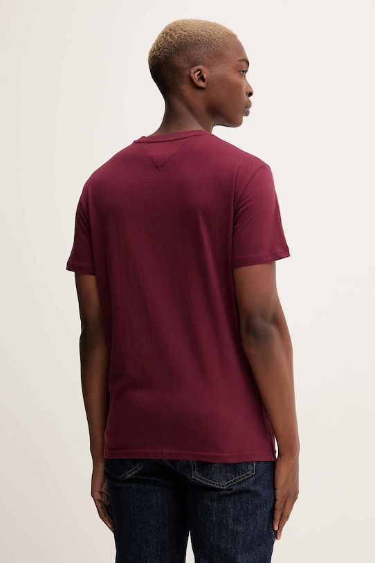 Tommy Jeans tricou din bumbac DM0DM21780 burgundia NC25